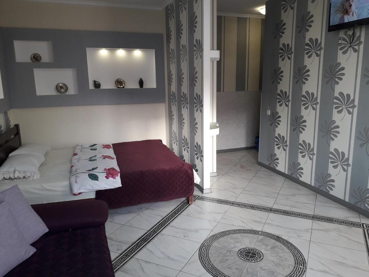 Apartment On 8 Marta Nikolayev Luaran gambar